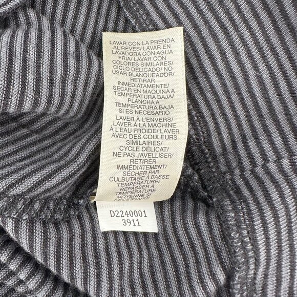 NWT DKNY Jeans Womens Striped Gray Sleeveless Top With Ruffle V-Neck Size L - Picture 7 of 8